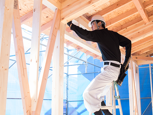 一棟ずつ丁寧に ― 職人の技術力